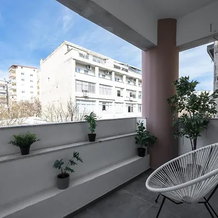 アパート Horizon Apartments, The Luxury テッサロニキ
